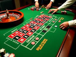 Outcome selection interface with transparent odds display Lucky Twins outcome prediction interface